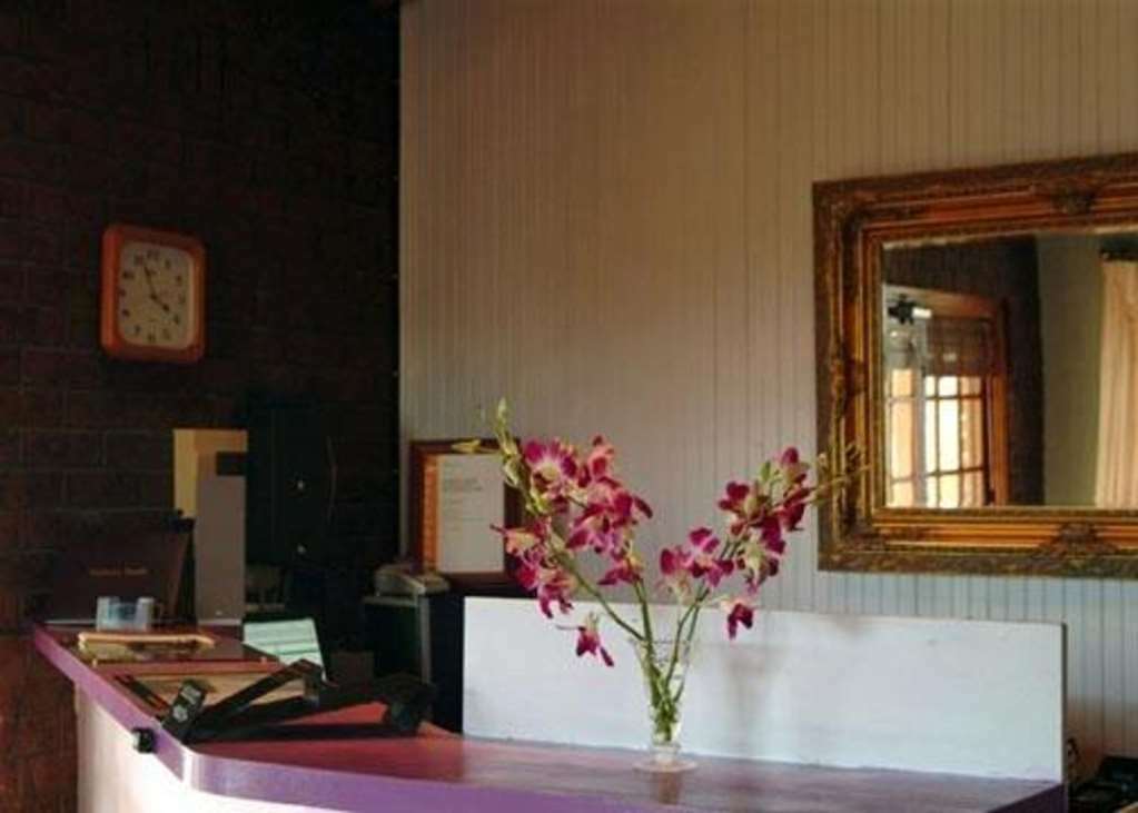 Goldfields Motel Стауэлл Интерьер фото